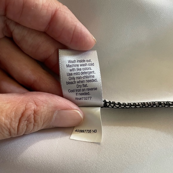 Jennifer Lopez Magenta Purple Abstract Fit & Flare Scuba Dress Size 4 - Picture 10 of 11